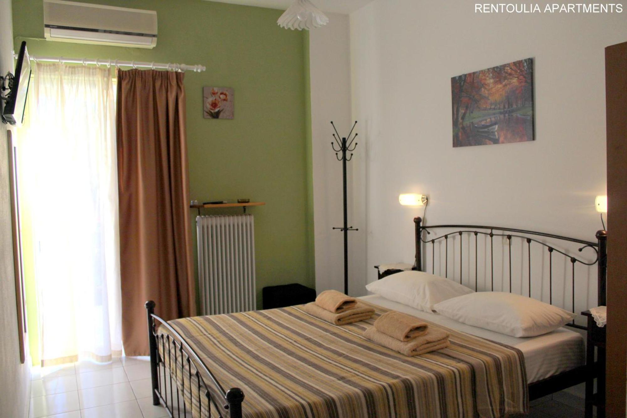 Rentoulia Apartments Poulithra Exterior photo