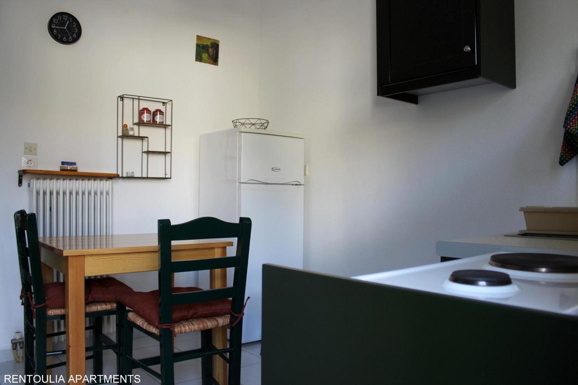 Rentoulia Apartments Poulithra Exterior photo