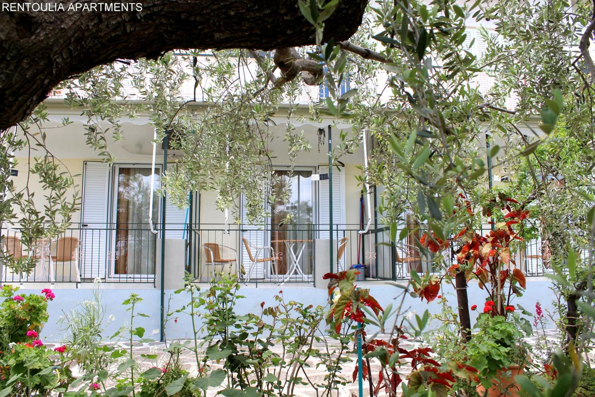 Rentoulia Apartments Poulithra Exterior photo