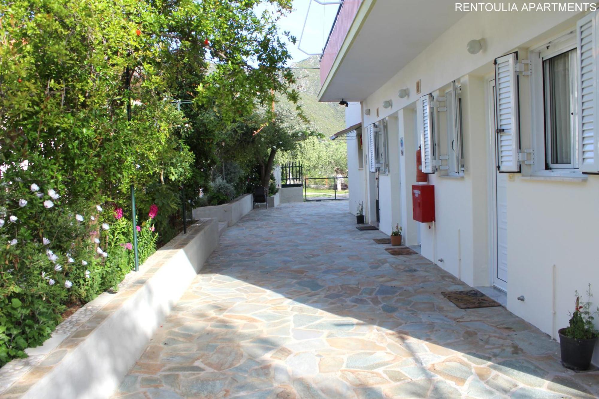 Rentoulia Apartments Poulithra Exterior photo